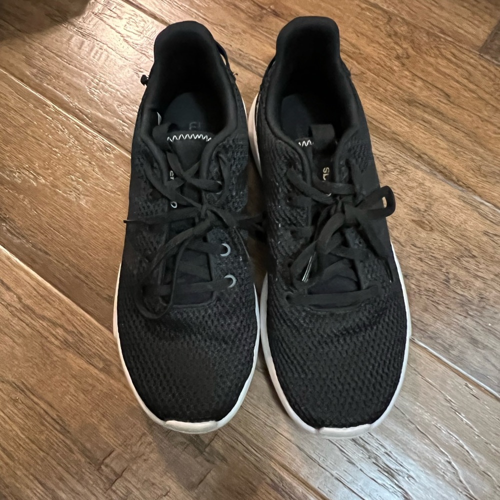 Womens Adidas Cloud Foam Tennis Shoes